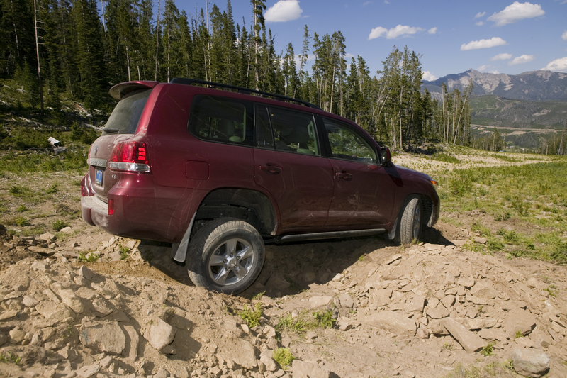 Illustration for article titled Why The Toyota Land Cruiser Is So Expensive